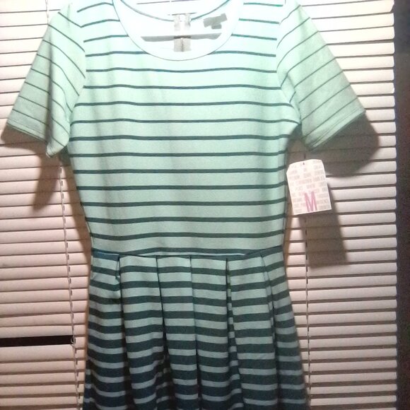 Dress by LulaRoe. - Picture 1 of 6